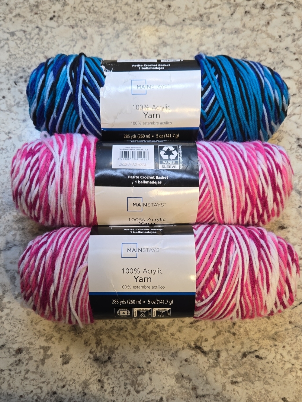 New 3 Skeins Mainstays Worsted Yarn Bundle Pink Blend & Blue Blend